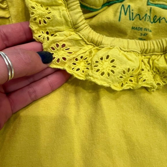 Mini Boden Golden Yellow Lace Collar Tee Shirt - Picture 4 of 6